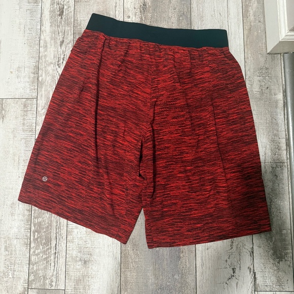Lululemon Shorts Mens L Red Black Striped Unlined 10" Athletic Drawstring - Picture 2 of 4